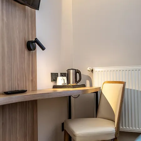 מלון De Bellevue Gare Du Nord פריז