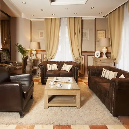 De Bellevue Gare Du Nord 3*