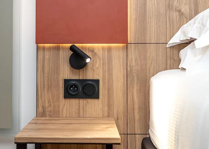 Otel De Bellevue Gare Du Nord 3*