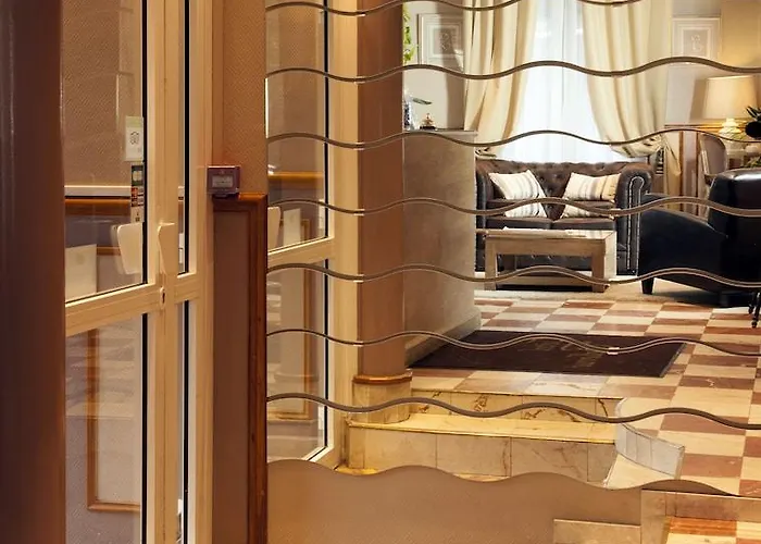 De Bellevue Gare Du Nord Otel