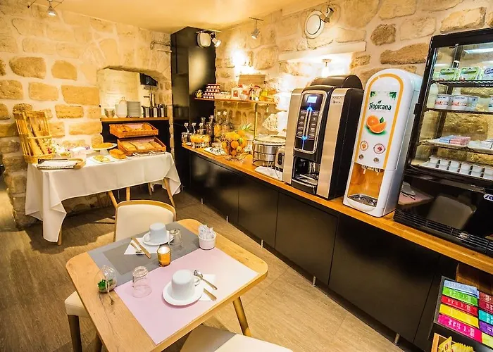 De Bellevue Gare Du Nord Otel