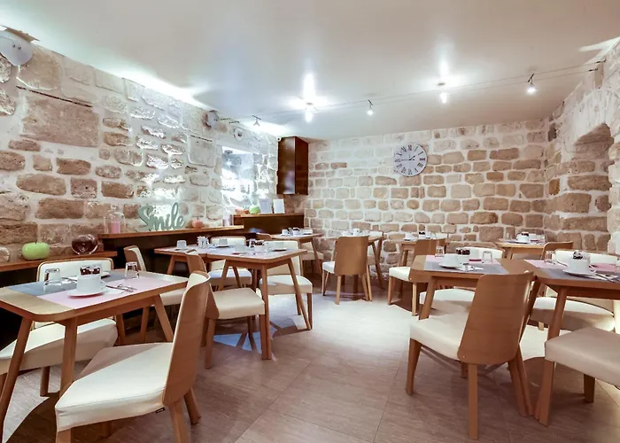 De Bellevue Gare Du Nord Otel