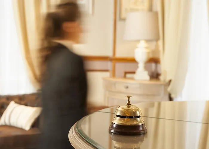 De Bellevue Gare Du Nord Otel