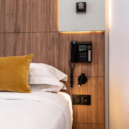De Bellevue Gare Du Nord Otel 3*