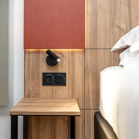 Otel De Bellevue Gare Du Nord 3*