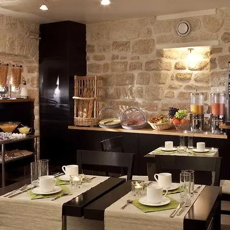 Otel De Bellevue Gare Du Nord 3*
